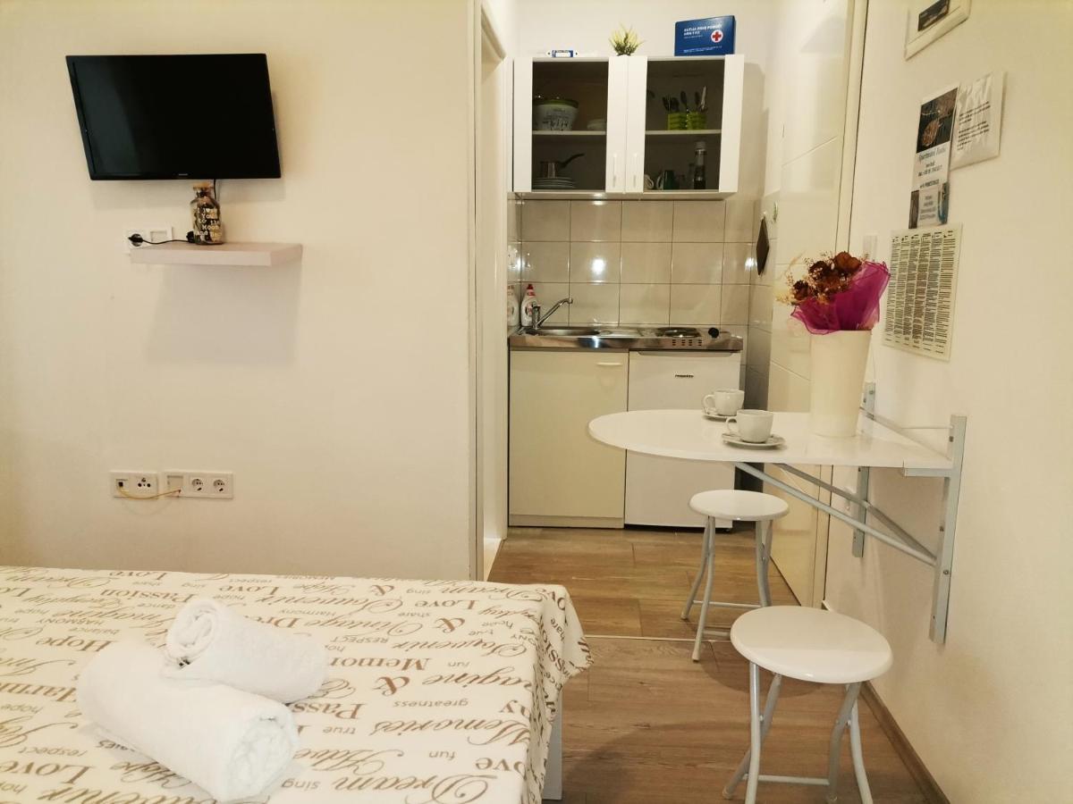 Apartmani Radic Primošten Екстериор снимка